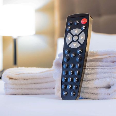 Drury Inn & Suites Pittsburgh Airport Settlers Ridge 외부 사진