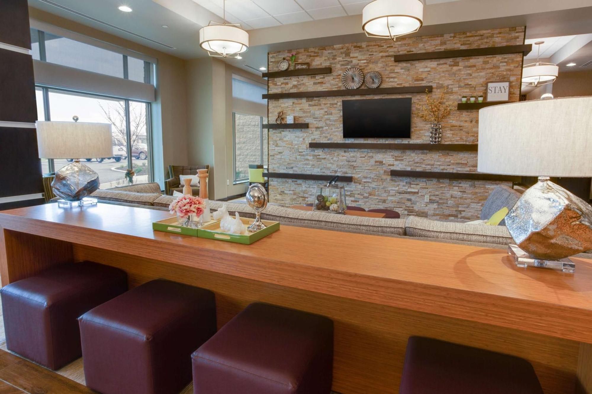 Drury Inn & Suites Pittsburgh Airport Settlers Ridge 외부 사진